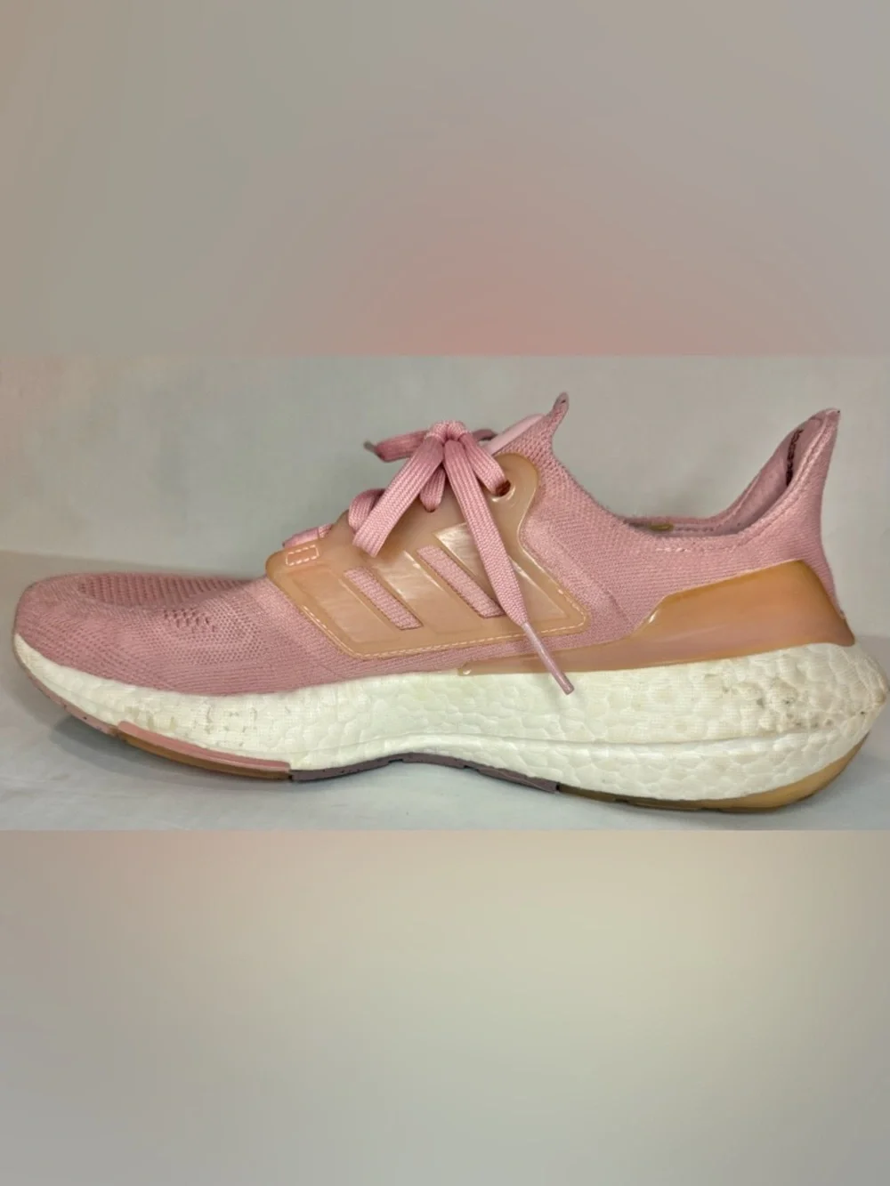 Adidas Women's Ultraboost 22 Running Shoe Wonder Mauve Size 9.5